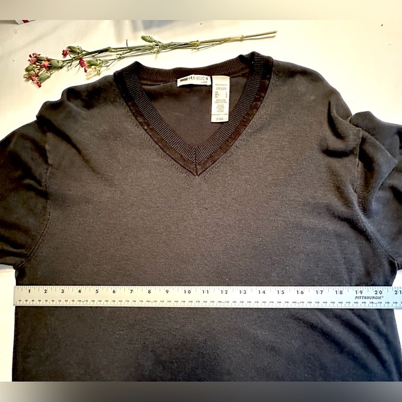 Clairborne Luxe Silk Blend Sweater in Black - Long Sleeves Modern Fit Size Large - Picture 5 of 6